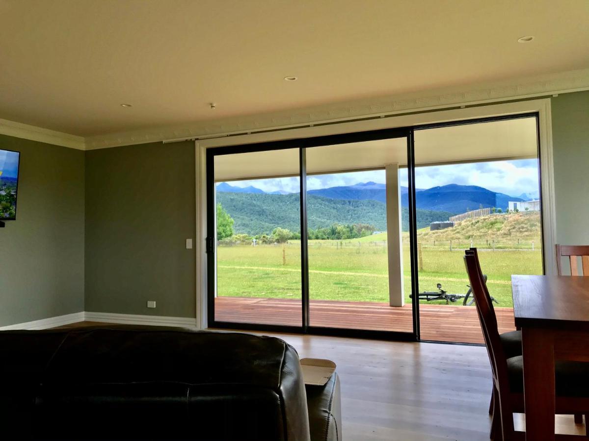 Kepler Oaks Chalet 테아나우 외부 사진