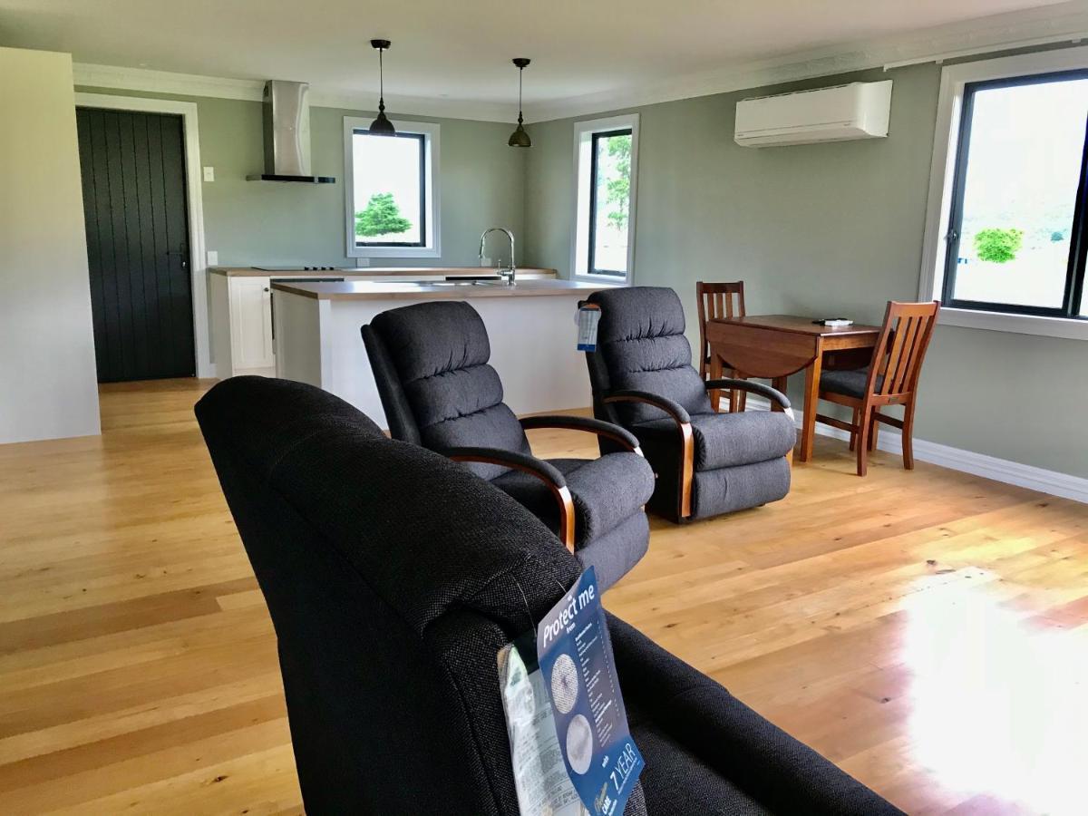 Kepler Oaks Chalet 테아나우 외부 사진